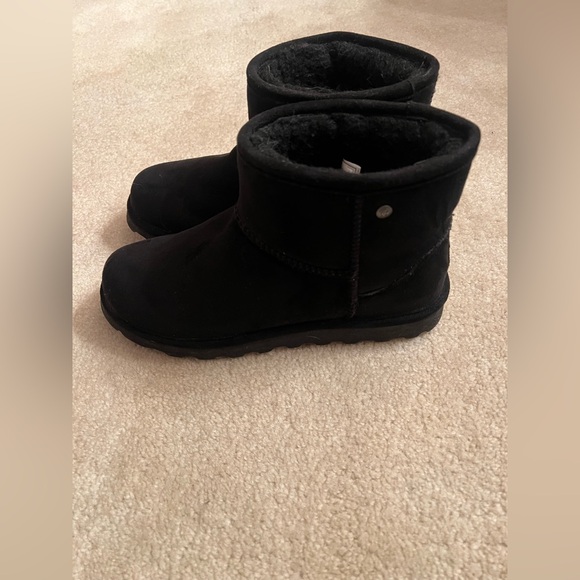 Bearpaw Women's Alyssa Boots size 9 - Picture 8 of 14
